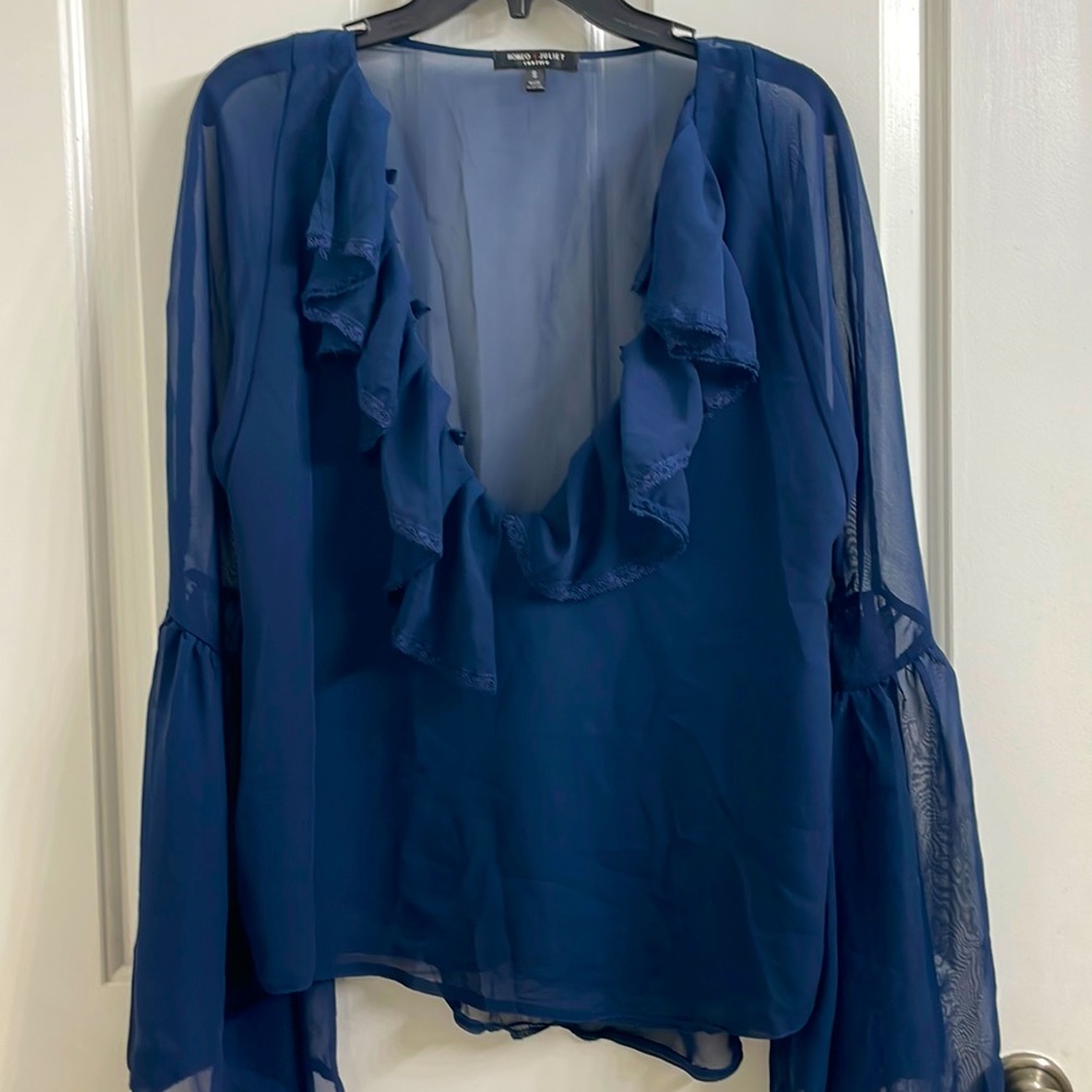 Dark blue blouse! ruffles